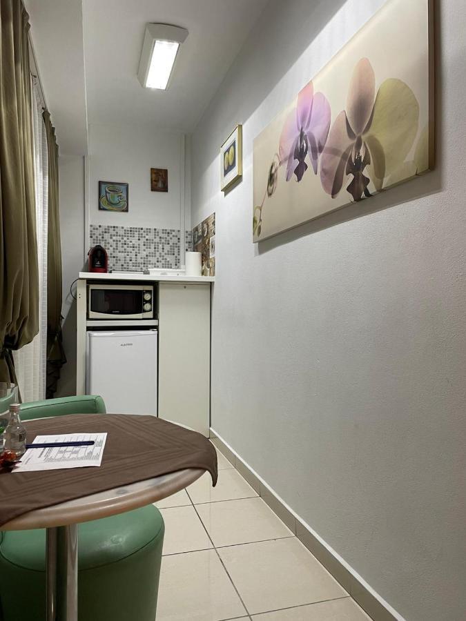 Aqua Apartman Satu Mare Exteriör bild