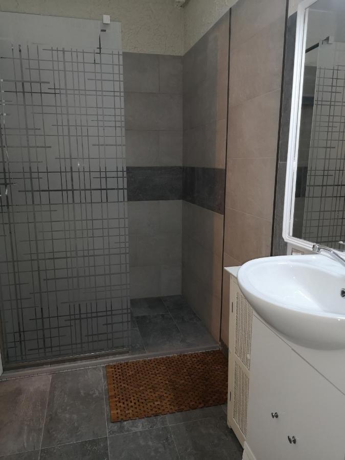 Aqua Apartman Satu Mare Exteriör bild